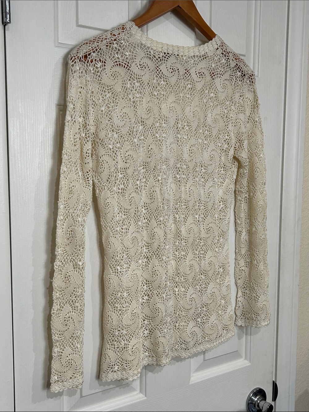 Vintage Hand Crocheted Cream Lace Cardigan Sweater - Picture 8 of 11